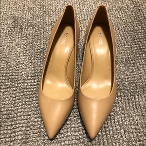 Michael Kors Flex Pump Beige Heels